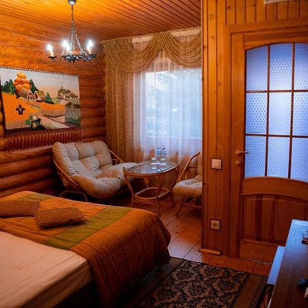 Gostiniy Dvor Non-Stop 호텔 헤르손 외부 사진